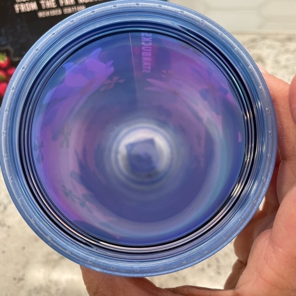 Starbucks  2024 Blue Dichronic Magnolia and Flowers
Tumbler BRAND NEW. NWT. - Picture 5 of 7